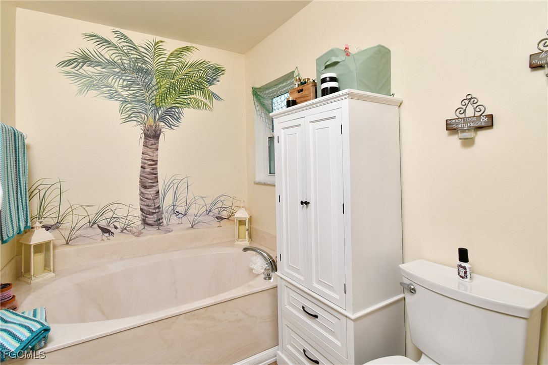 1306 SW 4th PL