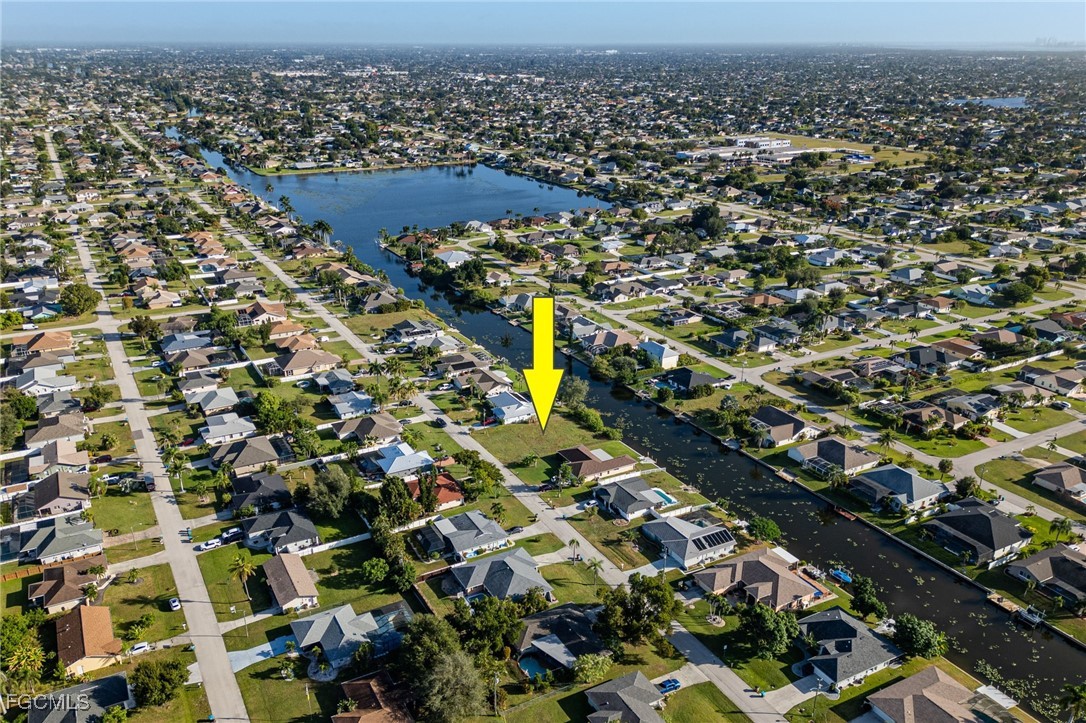3803 SW 5 PL