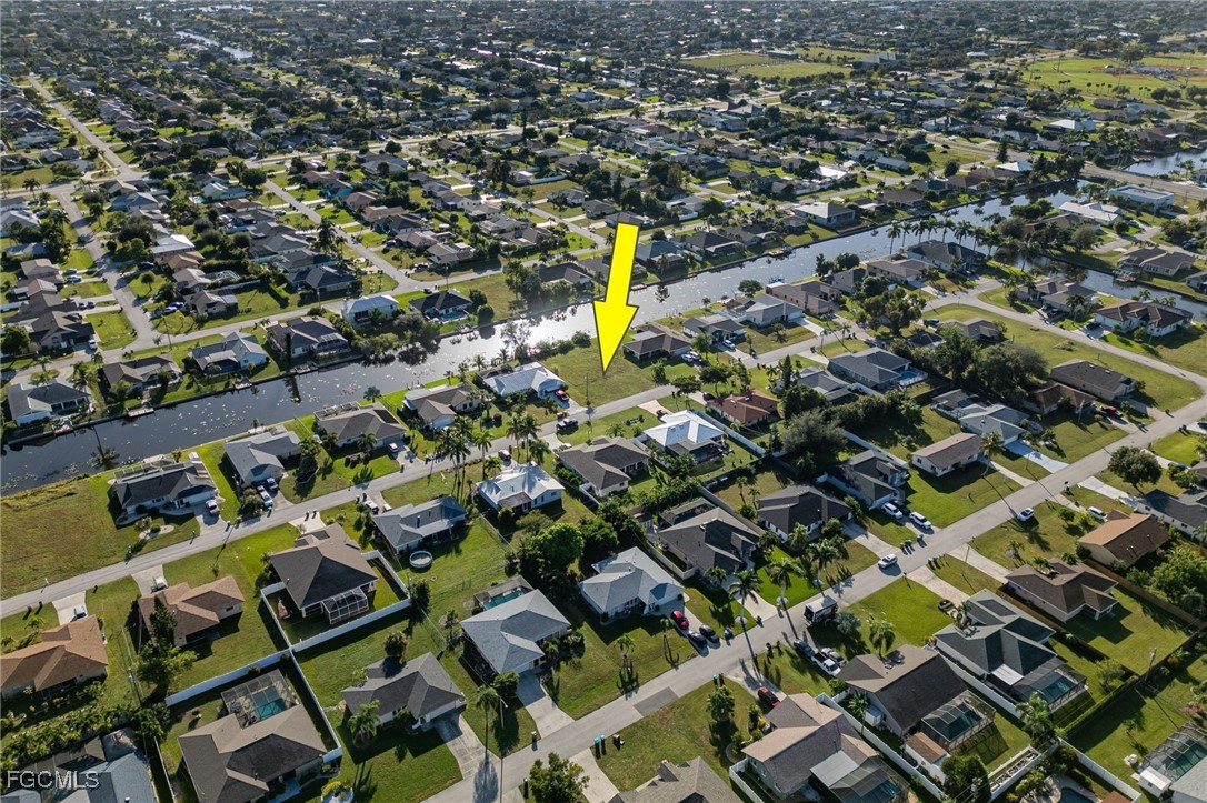 3803 SW 5 PL
