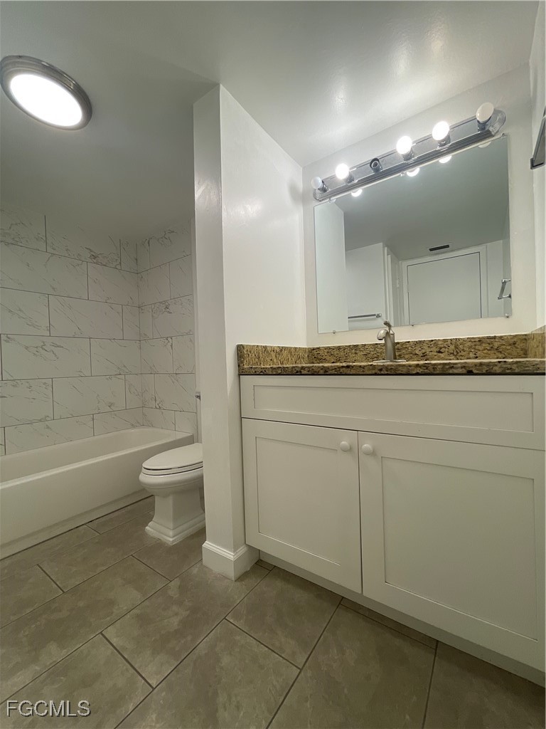 3706 Broadway 27