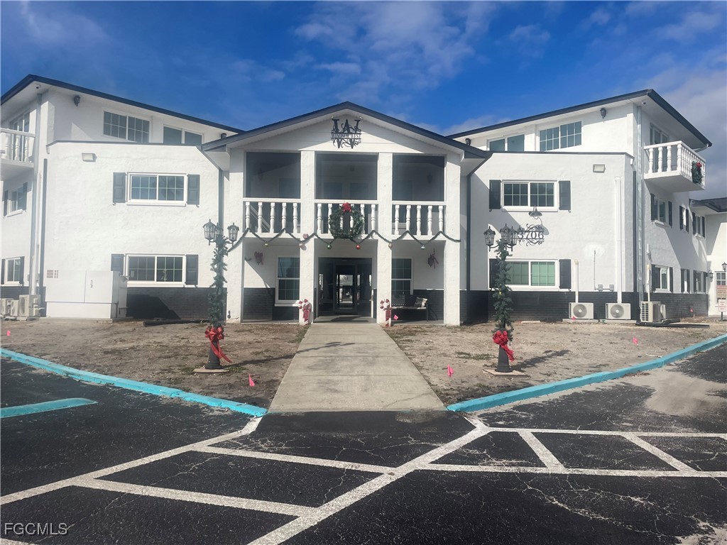 3706 Broadway 27