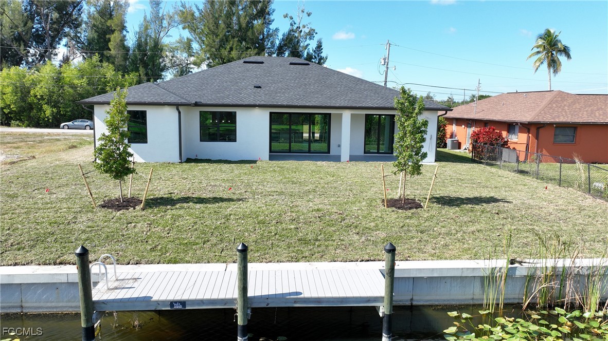 907 SW 15th PL