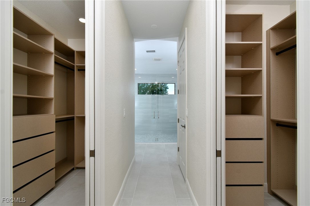 907 SW 15th PL