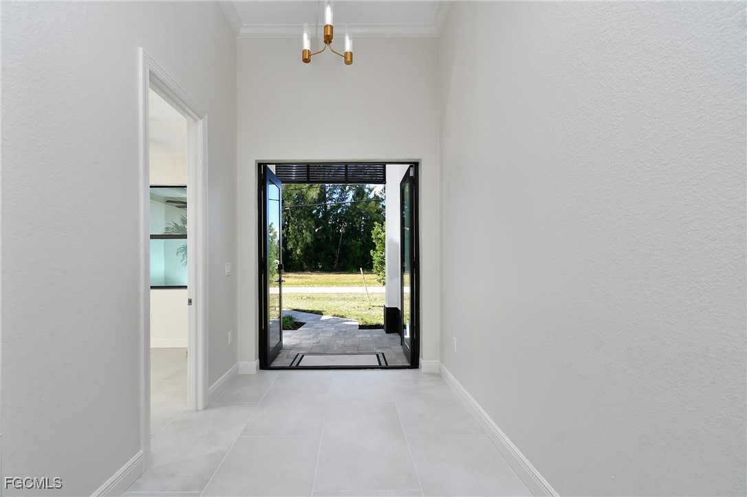 907 SW 15th PL