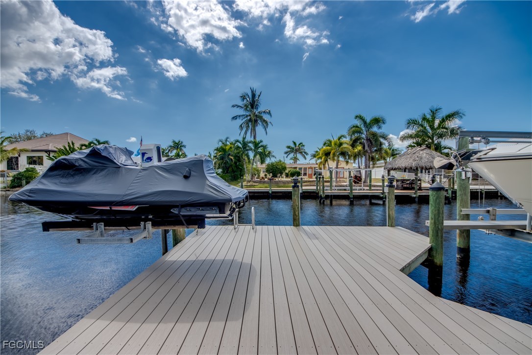 818 Montclaire CT