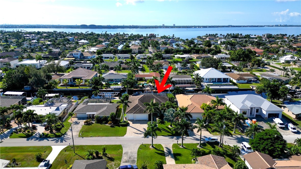 818 Montclaire CT