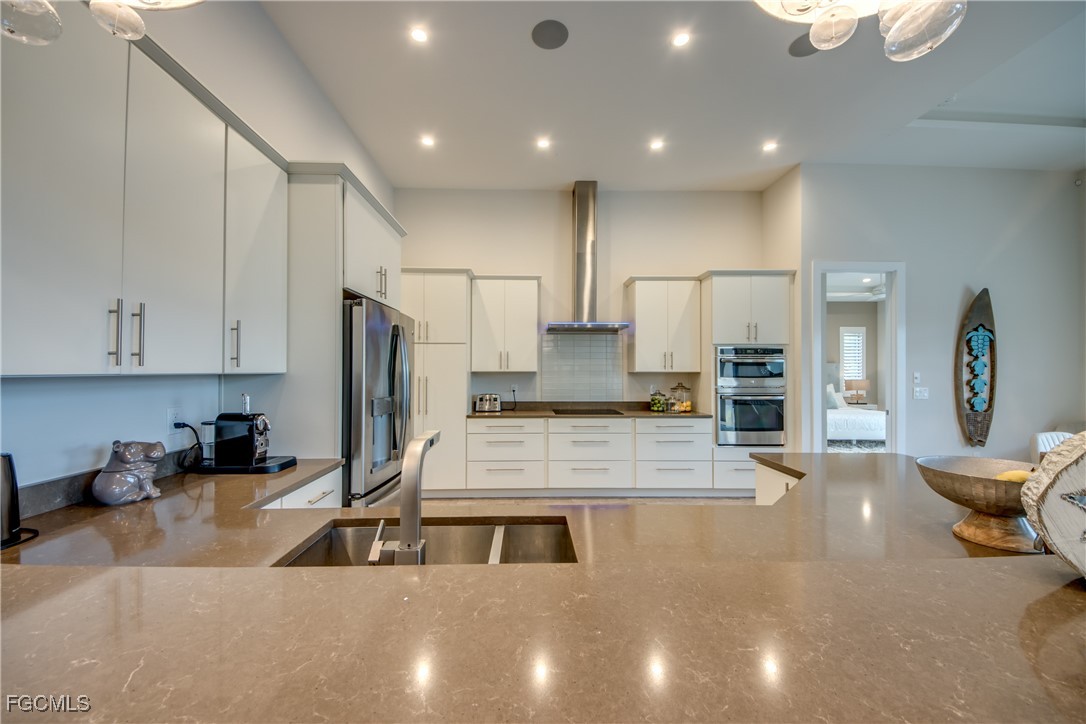 818 Montclaire CT