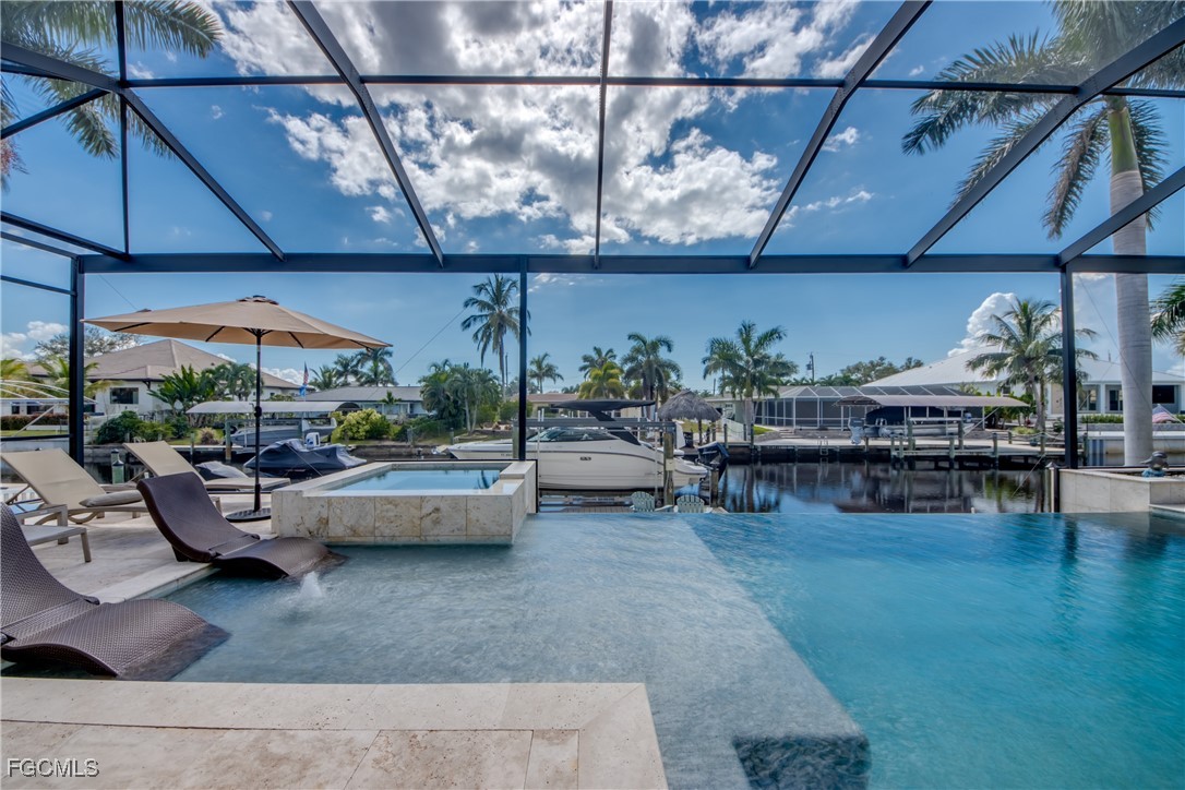 818 Montclaire CT