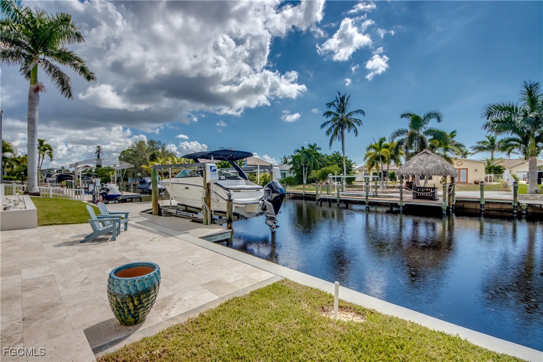 818 Montclaire CT