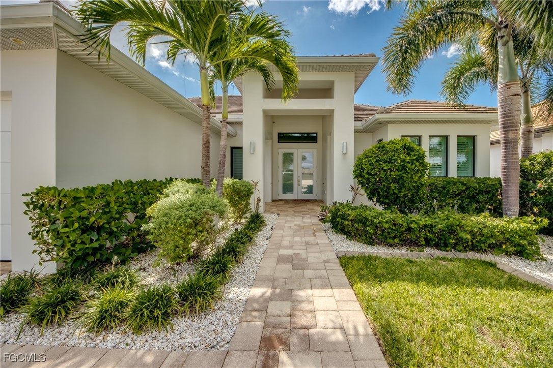 818 Montclaire CT