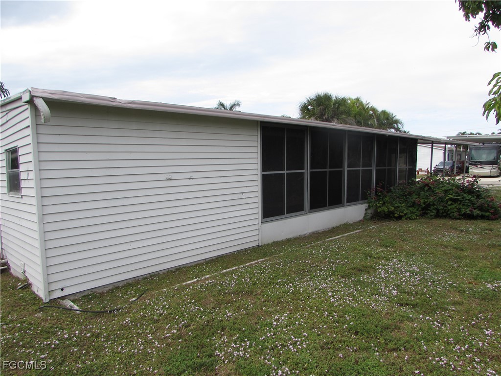 7711 Farrell RD