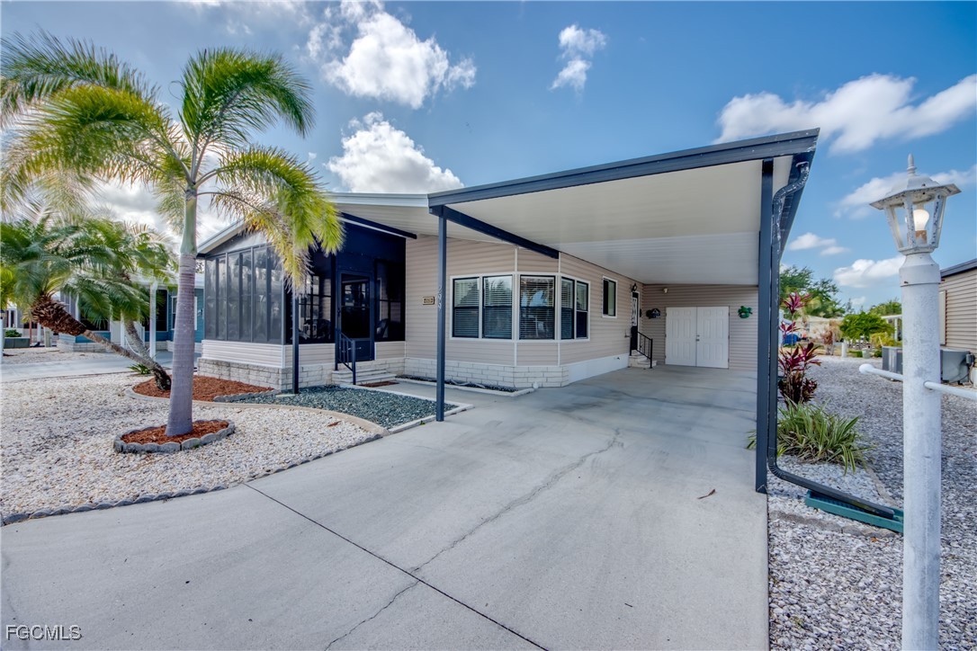 4939 Mullette LN