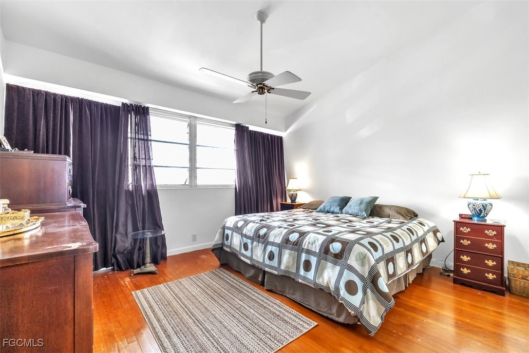 403 SE 43rd TER 11