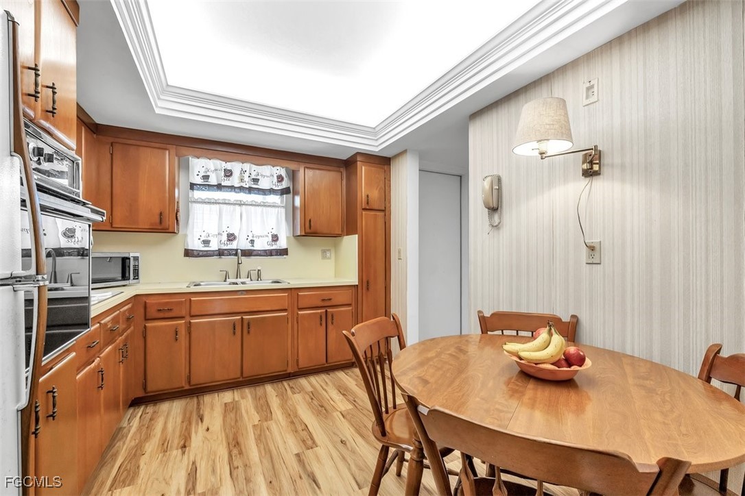 403 SE 43rd TER 11