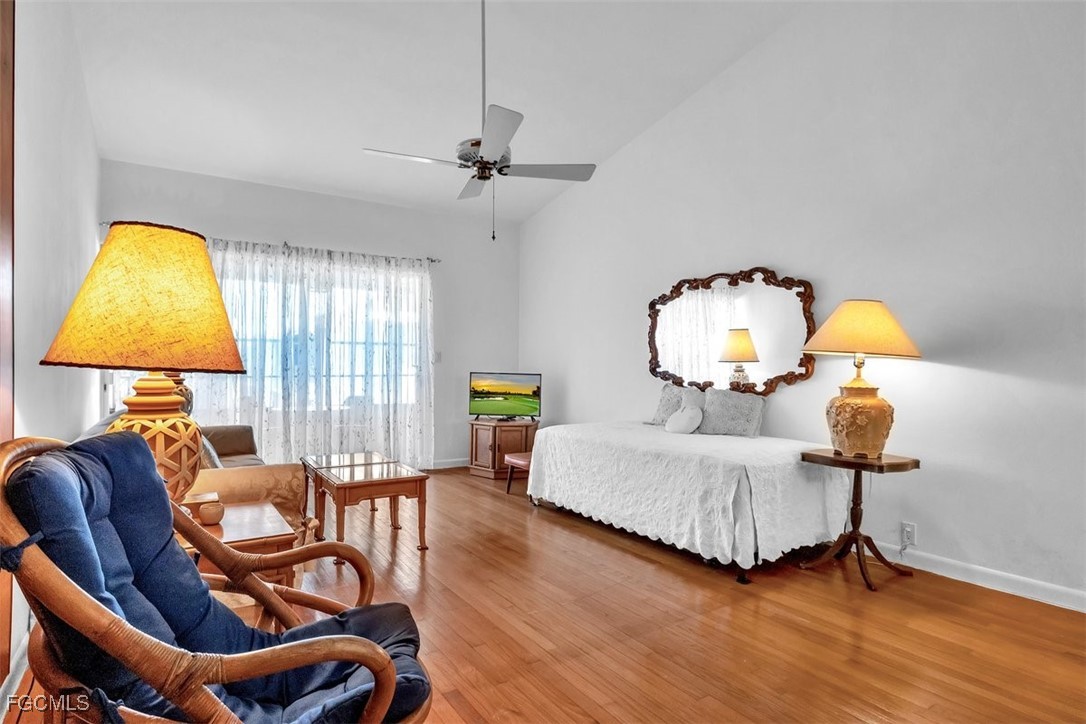 403 SE 43rd TER 11