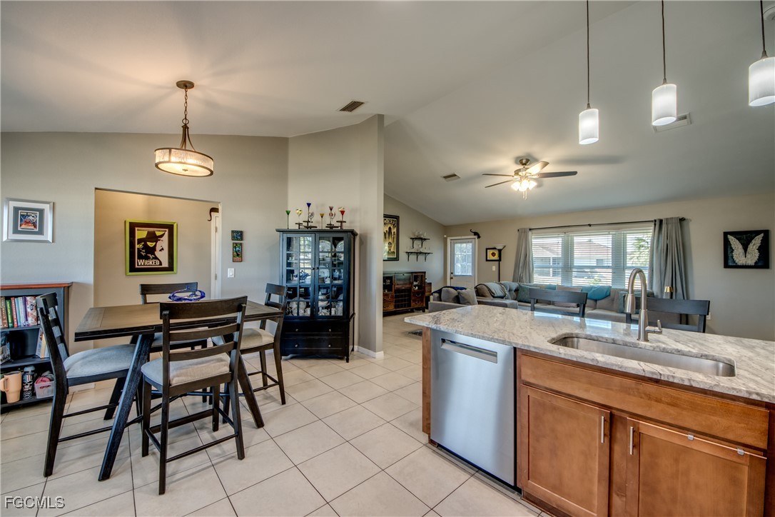 1906 NE 18th AVE