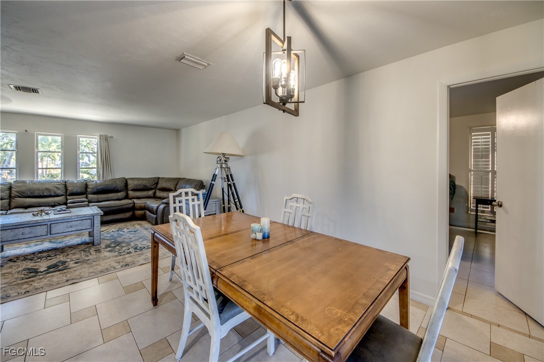5344 SE Malibu CT