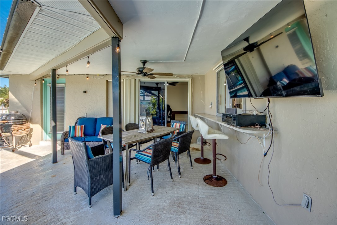 5344 SE Malibu CT