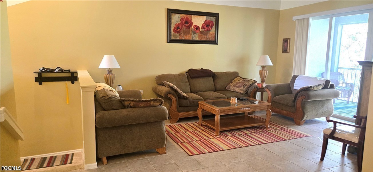 12100 Summergate CIR 203