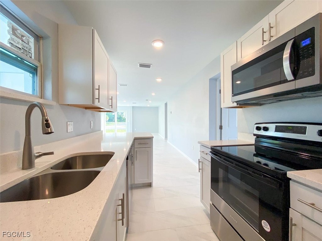2401-2403 Joe AVE S