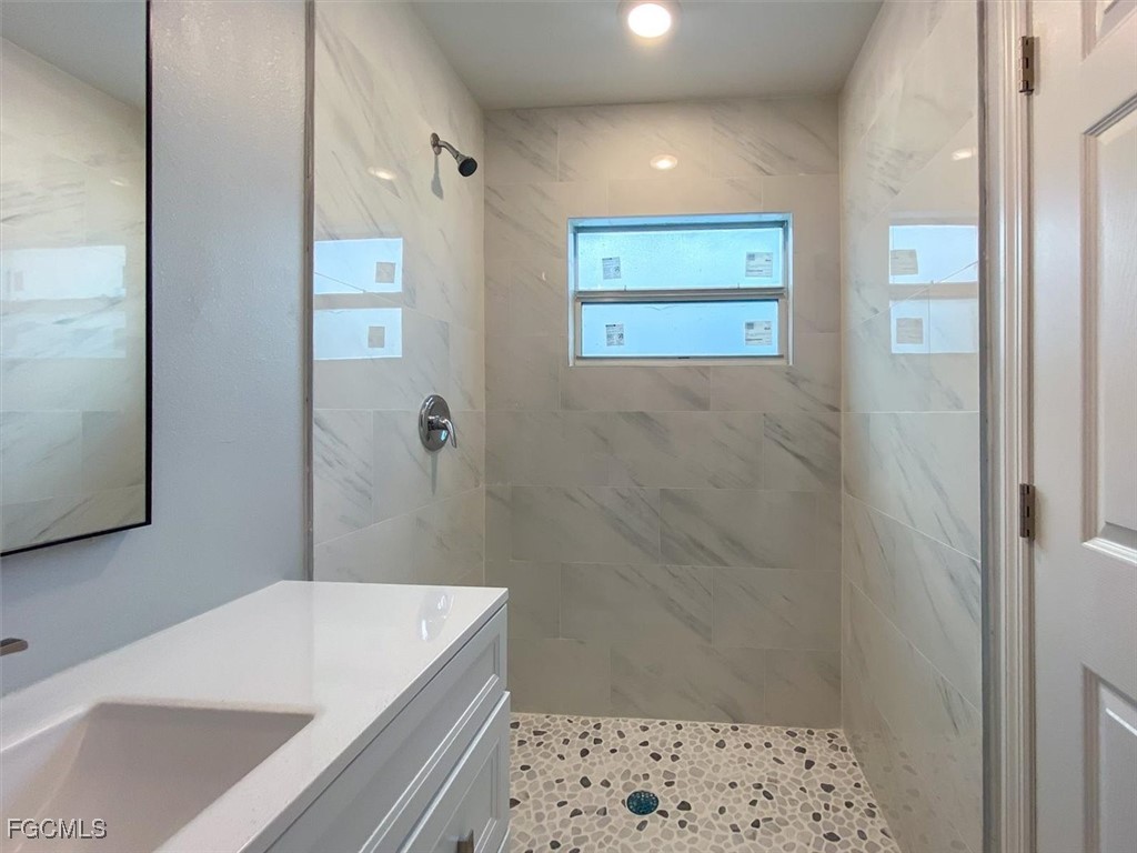 2401-2403 Joe AVE S