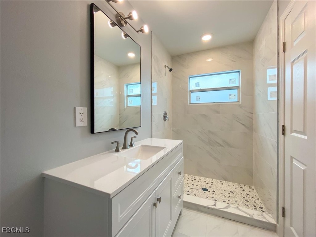 2401-2403 Joe AVE S