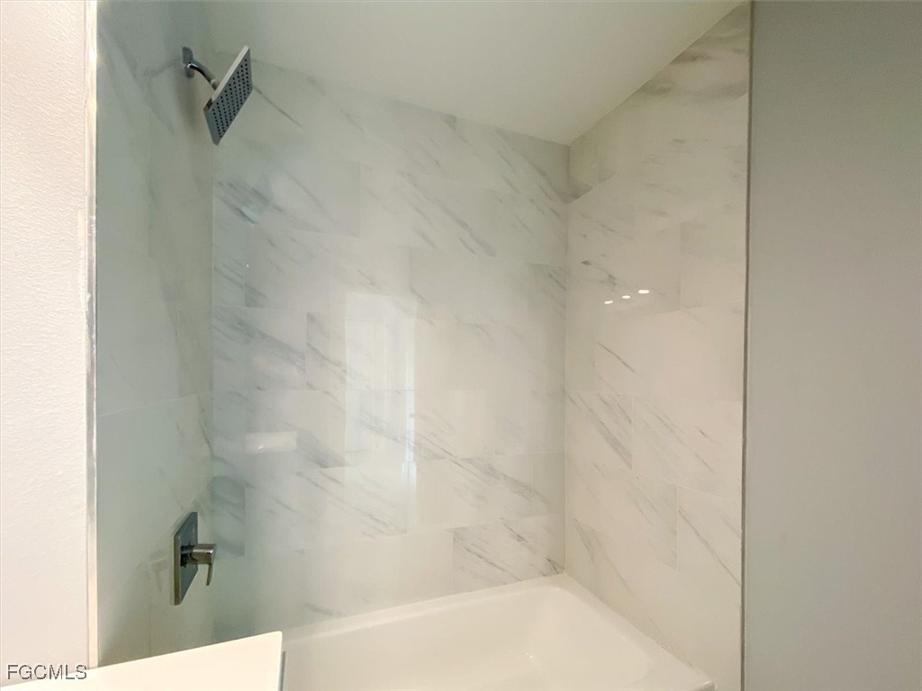 2401-2403 Joe AVE S