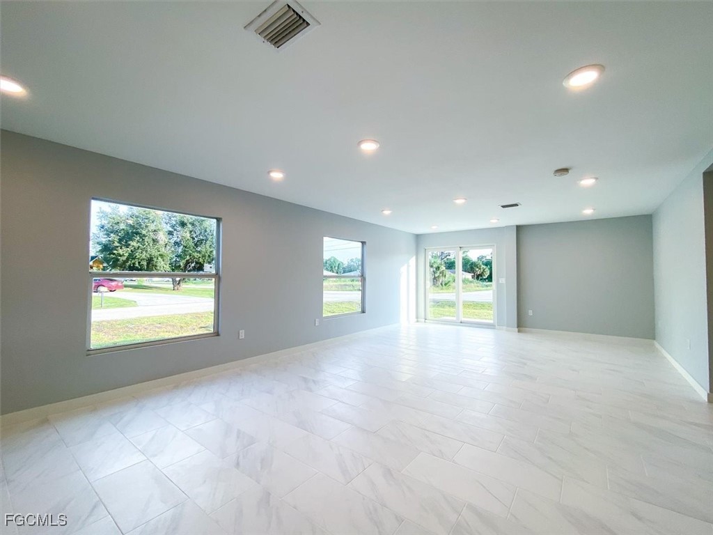 2401-2403 Joe AVE S