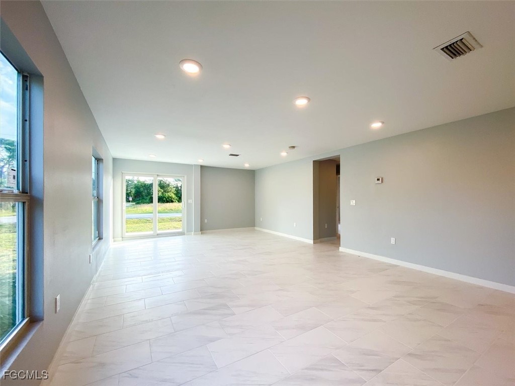 2401-2403 Joe AVE S