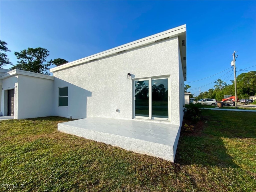 2401-2403 Joe AVE S