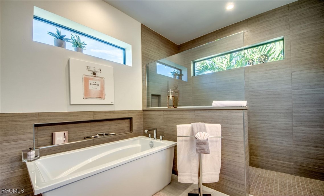 1808 SW 30th TER