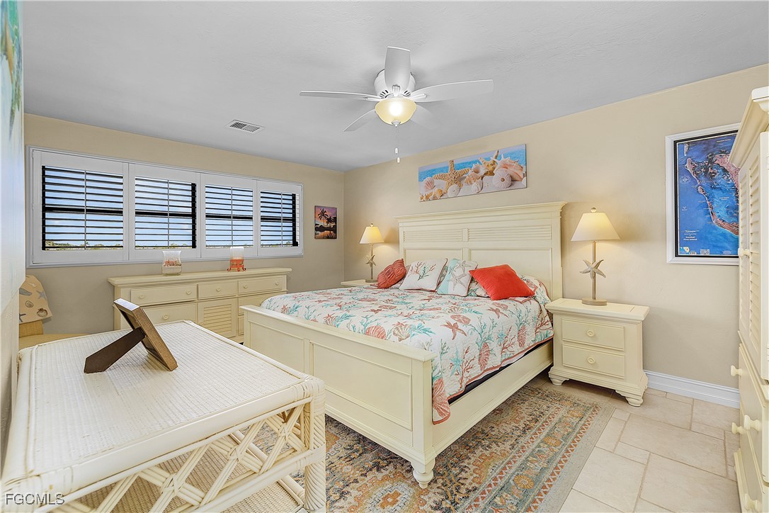 7564 Captains Harbor DR