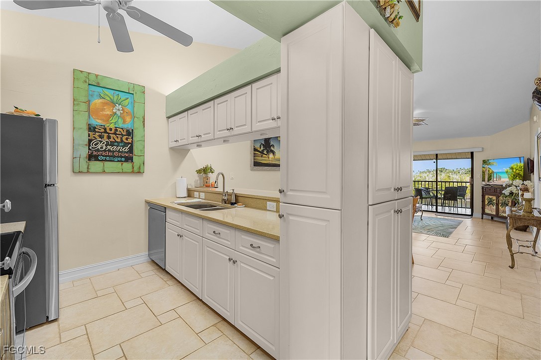 7564 Captains Harbor DR