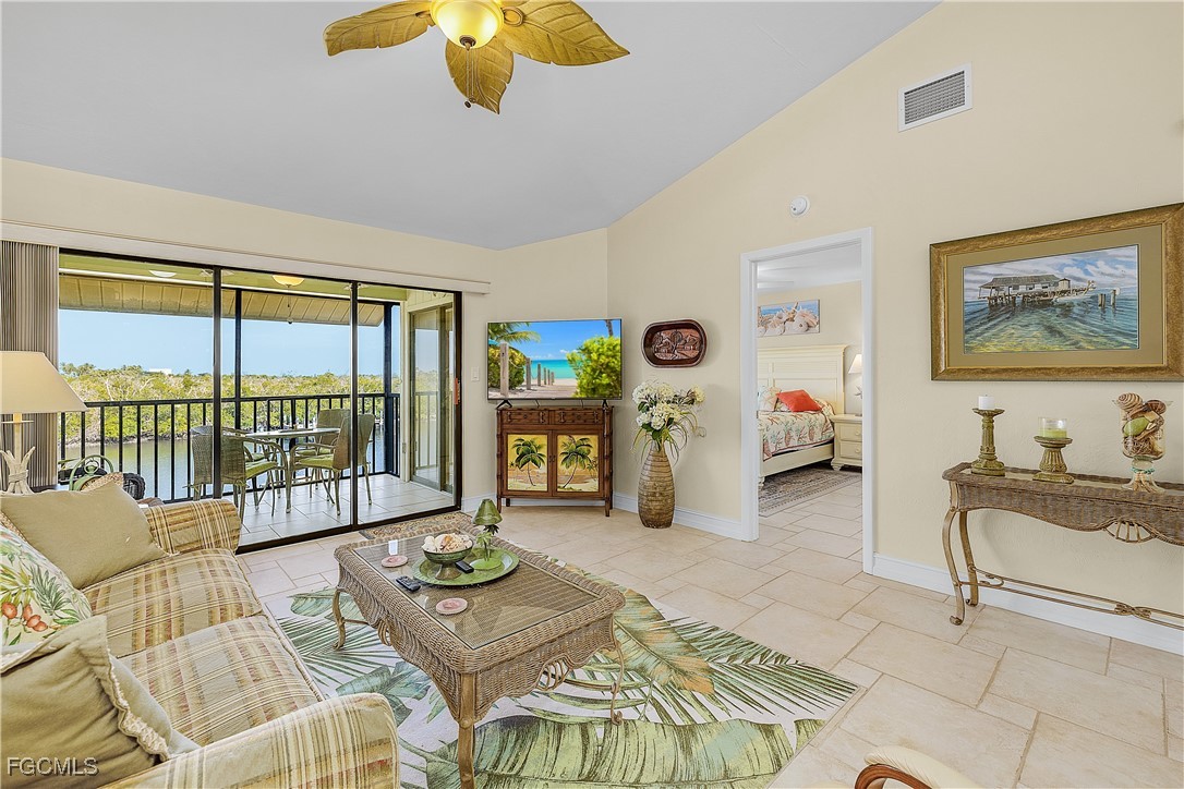 7564 Captains Harbor DR
