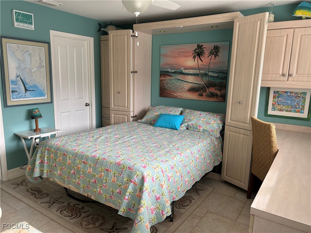 7564 Captains Harbor DR