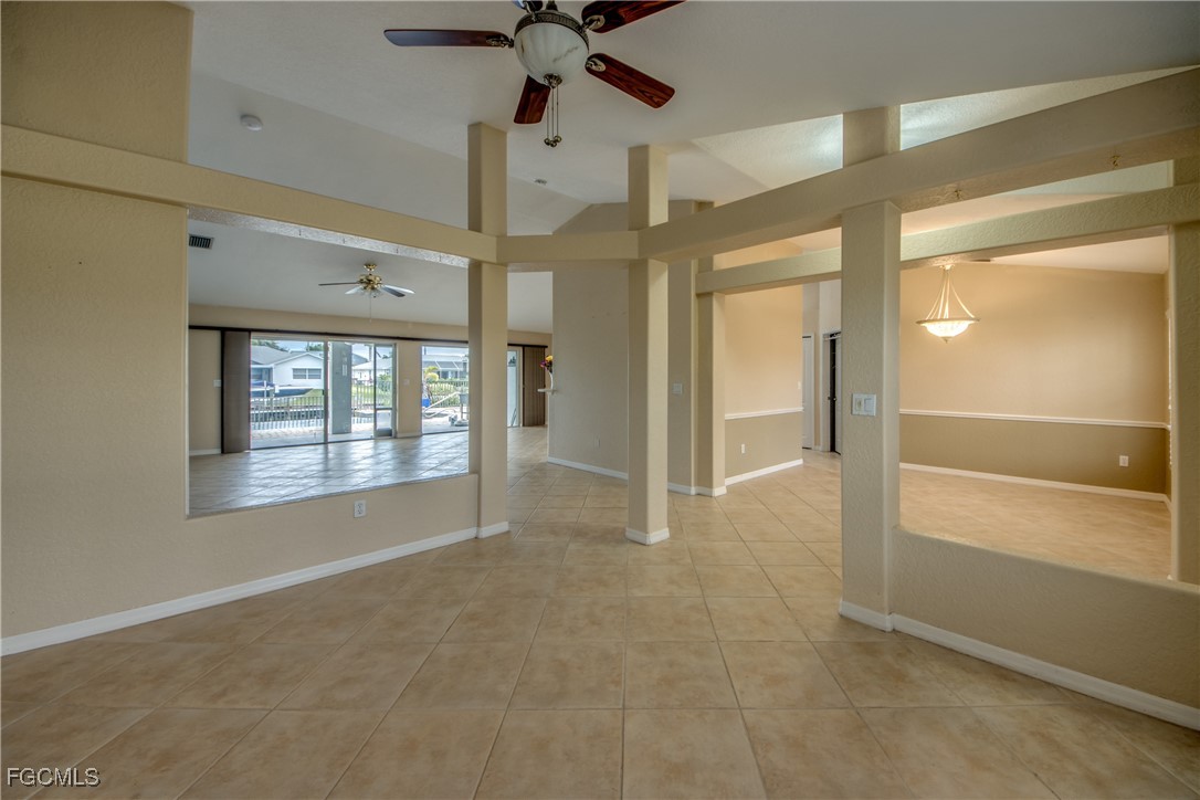 4335 SW 2nd AVE