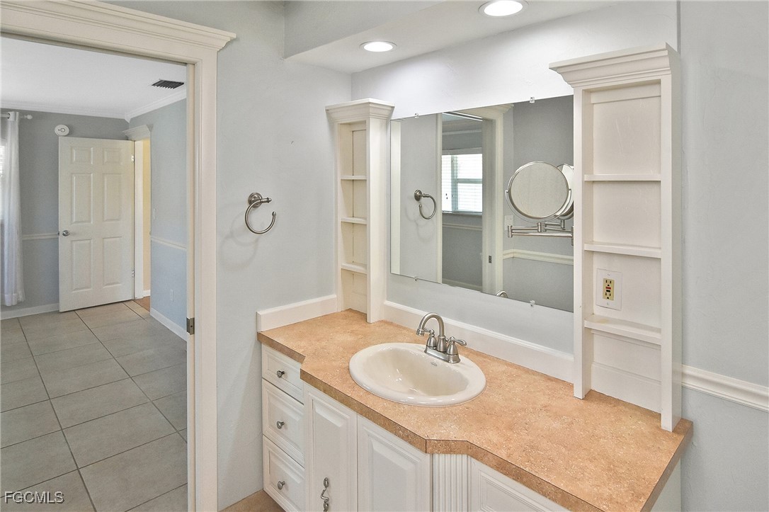 1306 Shelby PKWY