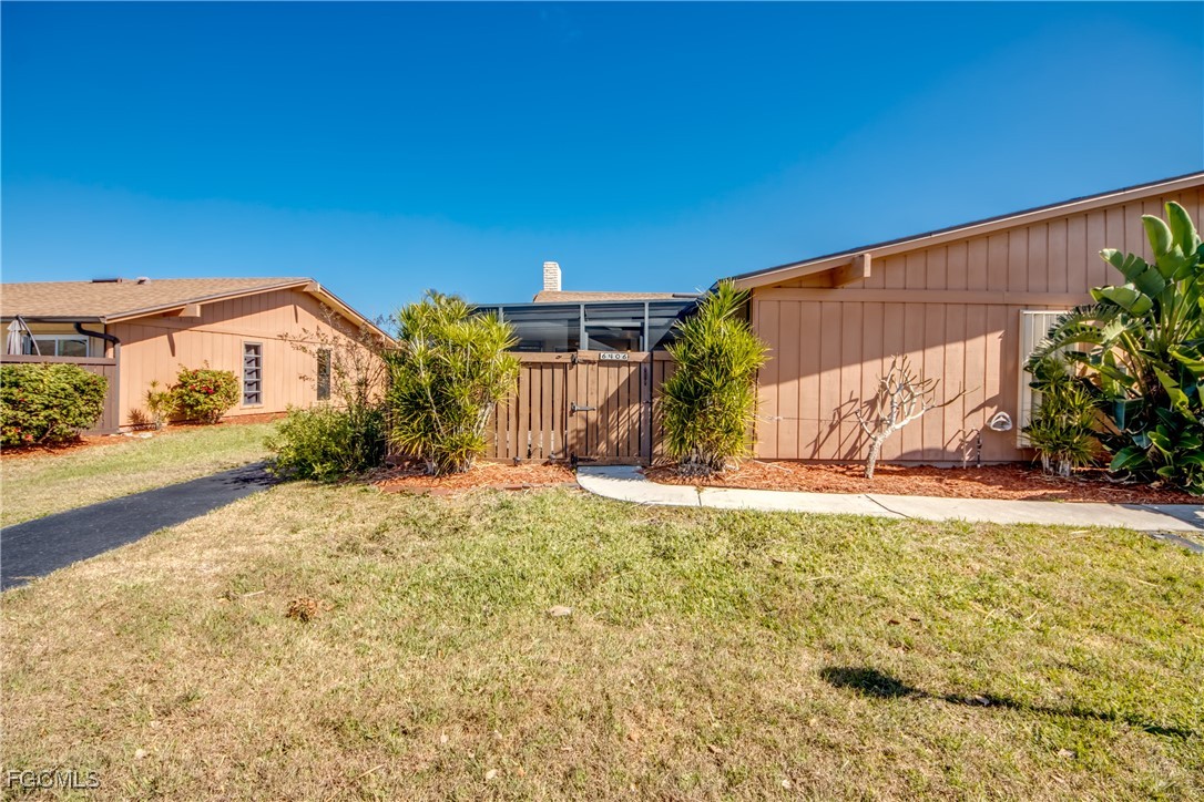 6406 Royal Woods DR