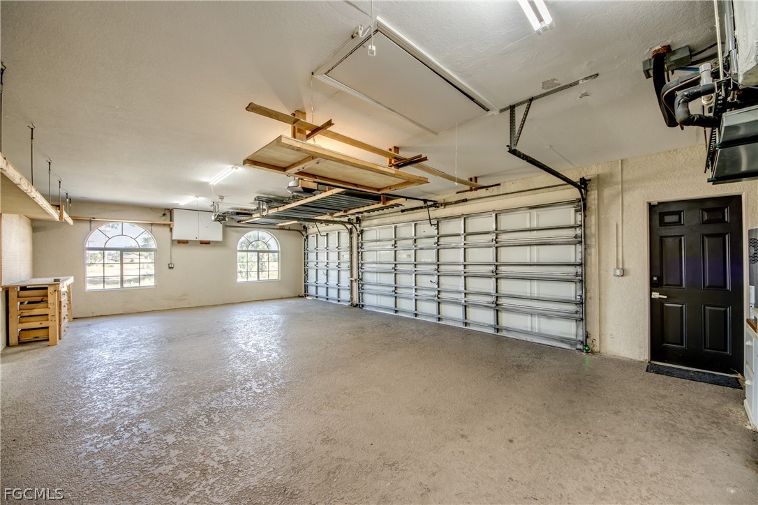 823 SW 10th ST