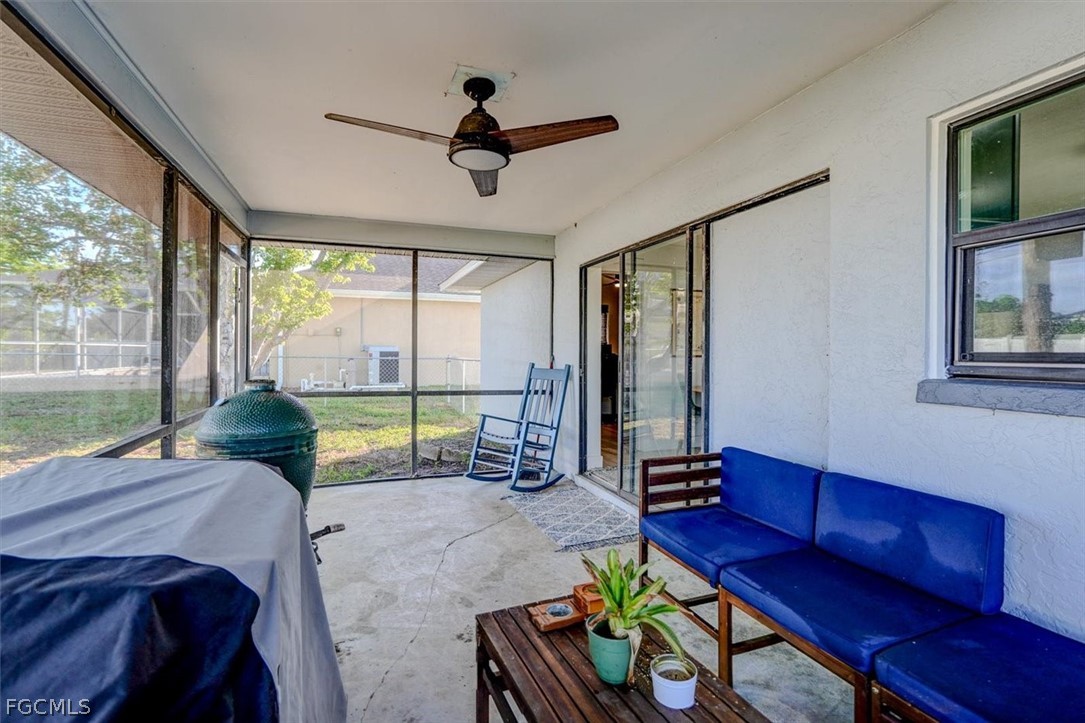 305 SE 14th TER