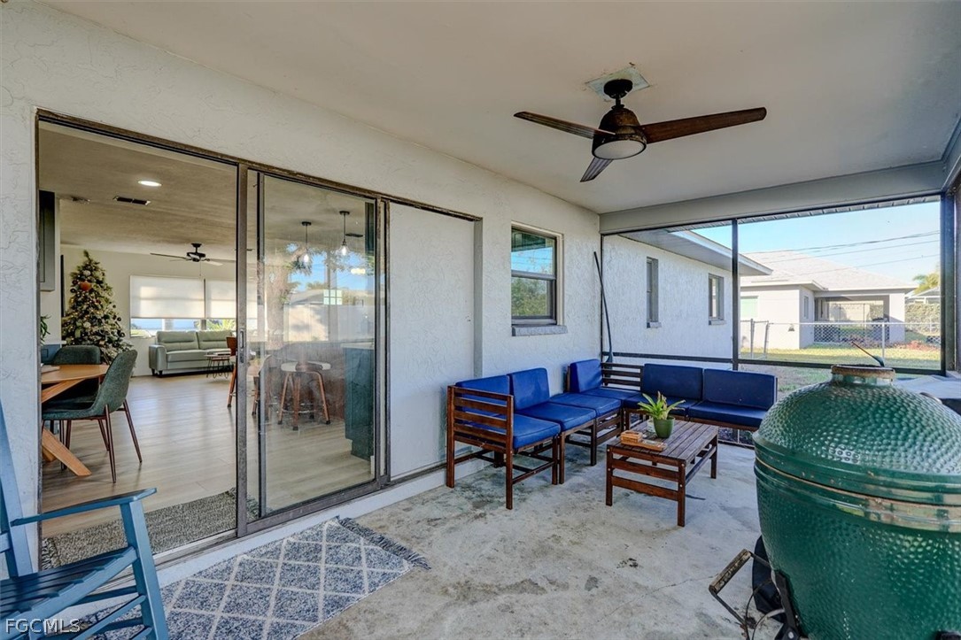 305 SE 14th TER