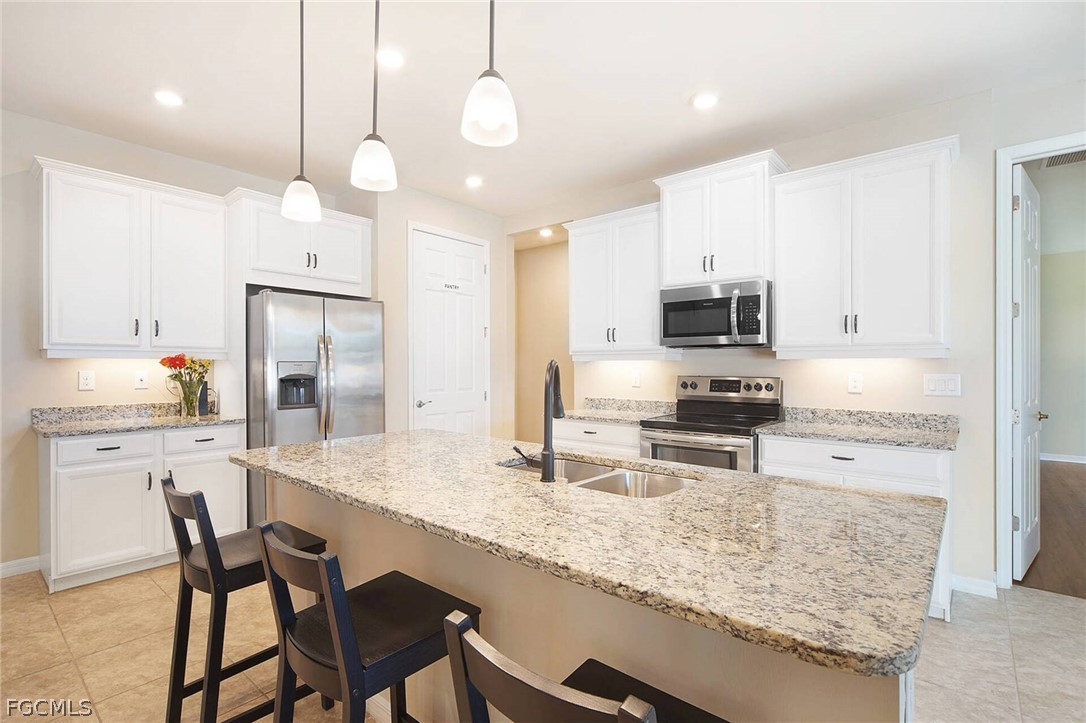 2600 SW 17th PL