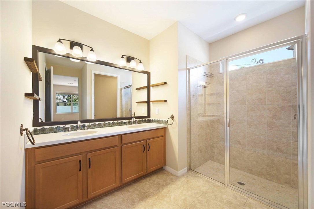 2600 SW 17th PL