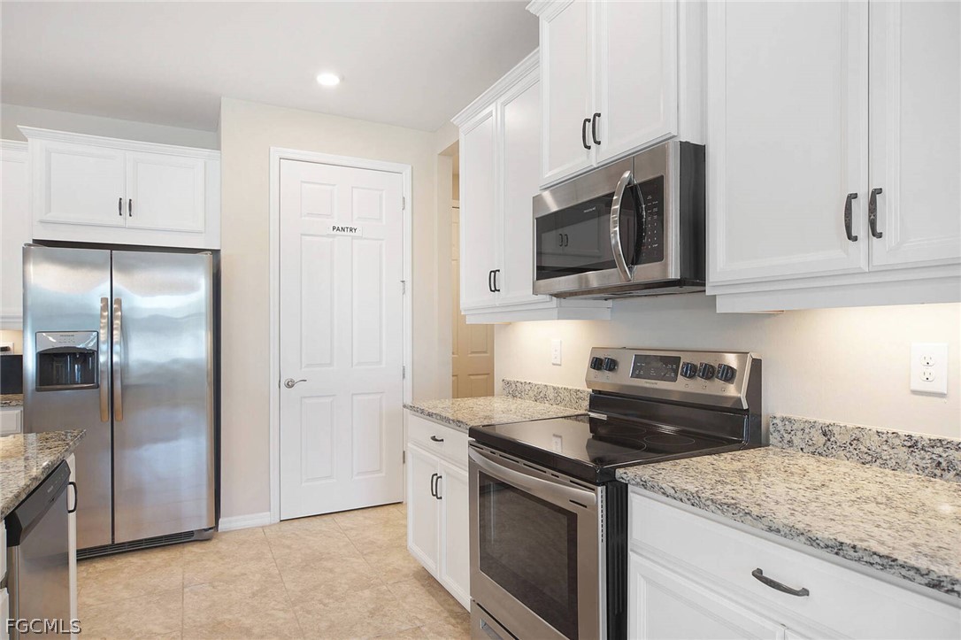 2600 SW 17th PL
