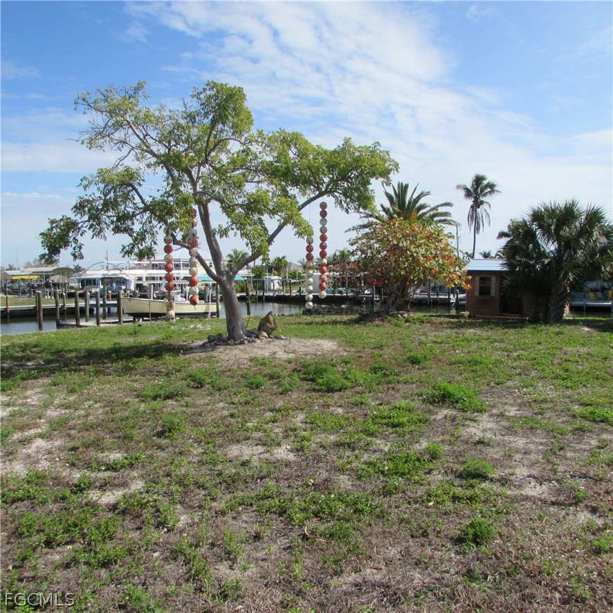 3554 Emerald AVE