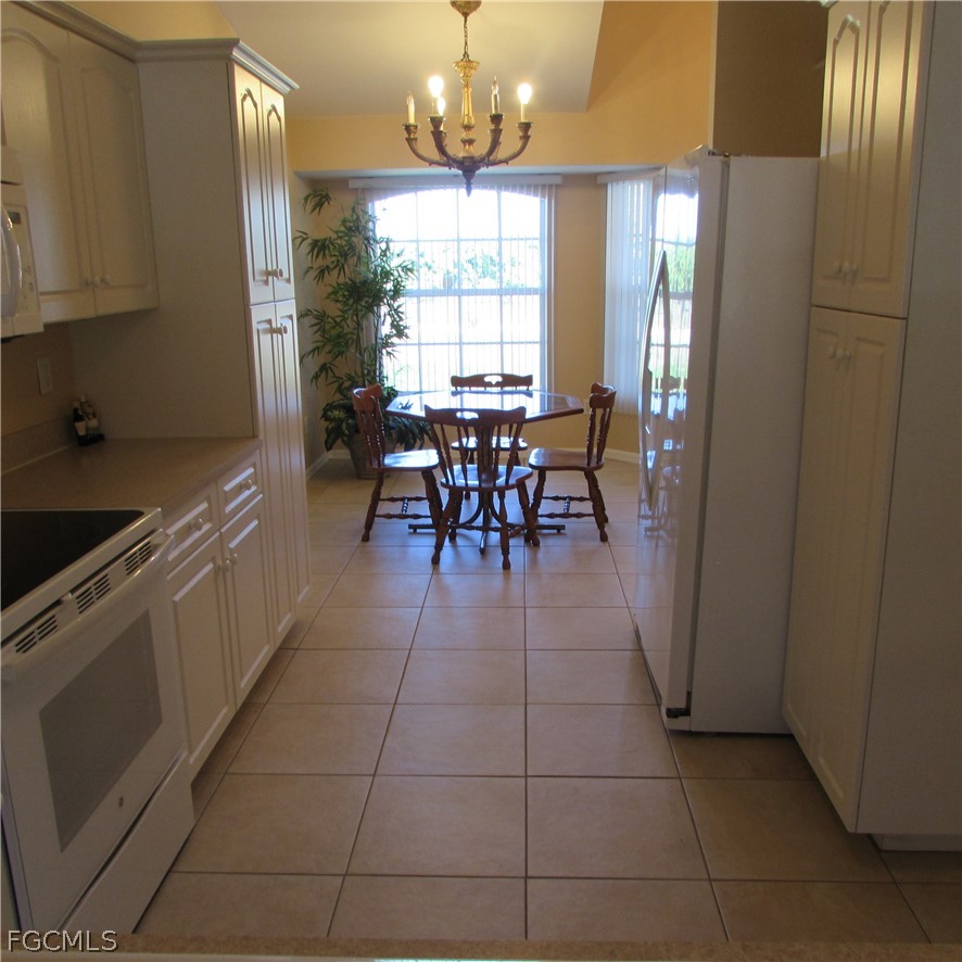 5773 Marina RD