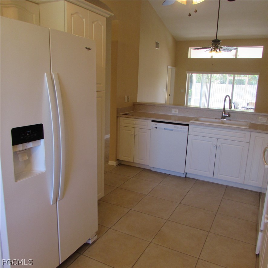 5773 Marina RD