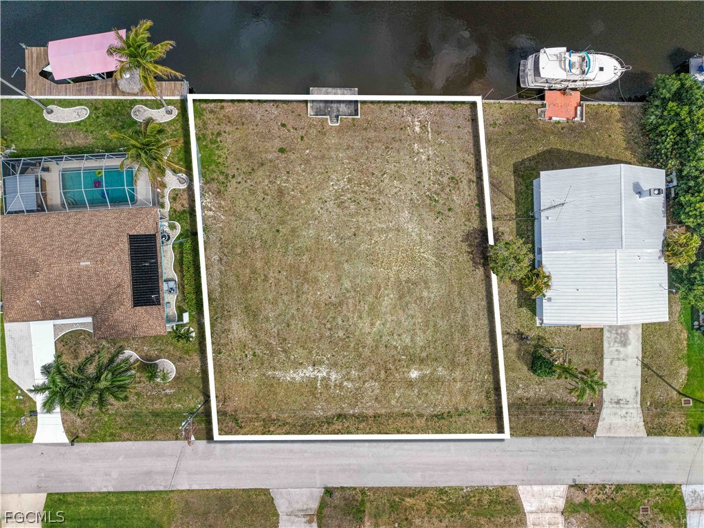 1025 SE 20th AVE