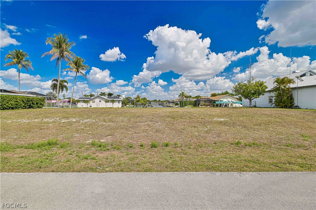 1025 SE 20th AVE
