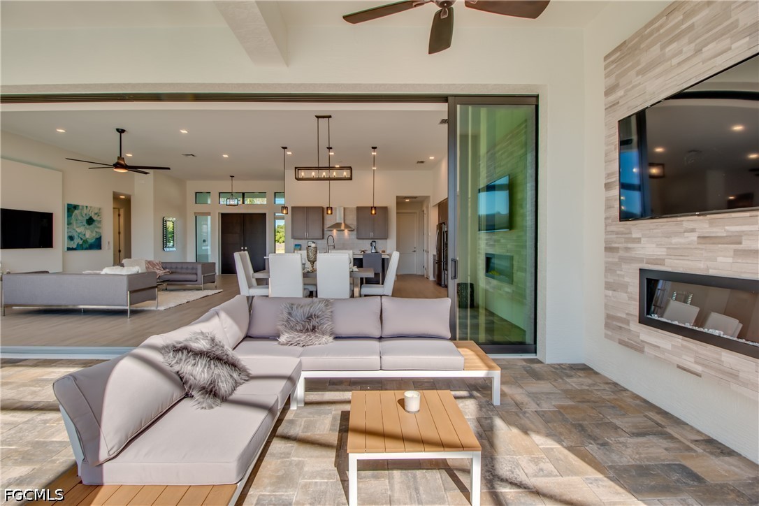 1720 SW 50th TER